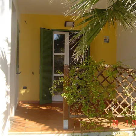 Apart-hotel Ammiraglia Baia 3*