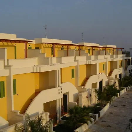 Apartahotel Ammiraglia Baia 3*