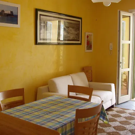 Ammiraglia Baia Apart-hotel 3*