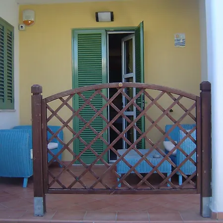 Apart-hotel Ammiraglia Baia