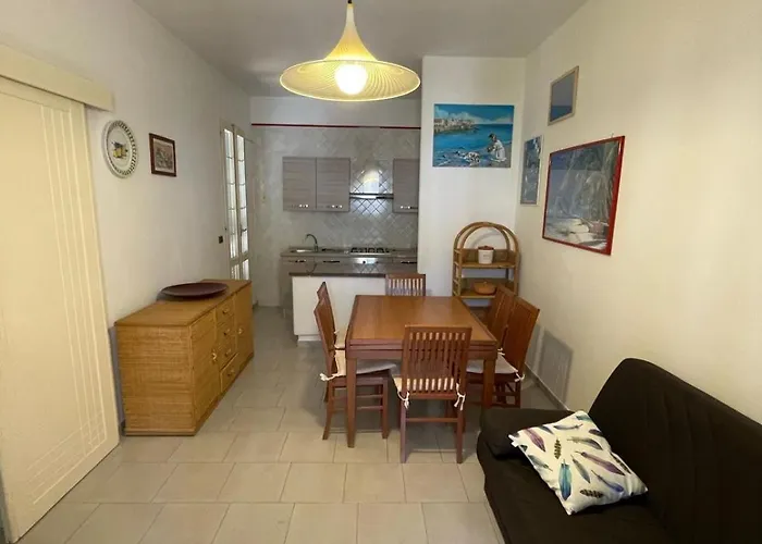 Ammiraglia Baia Lejlighedshotel 3*