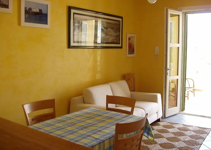 Ammiraglia Baia Lejlighedshotel 3*